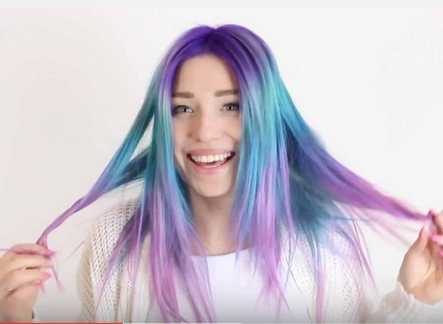 bibis-beauty-palace-rainbow-hair