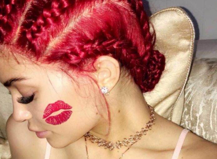 kylie-jenner-rote-haare