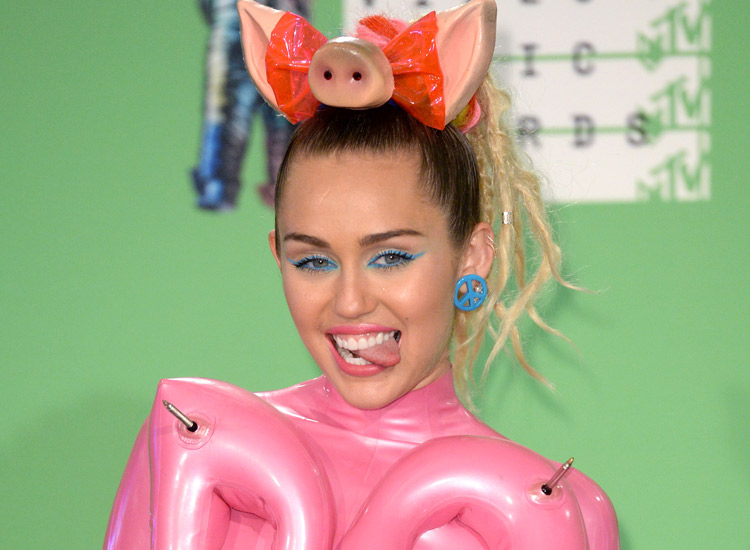 Miley Cyrus musste sich neu verlieben