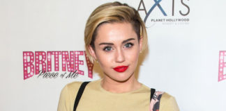 Miley Cyrus: Wrecking Ball Musikvideo ist ihr peinlich