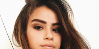 Selena Gomez Doppelgängerin