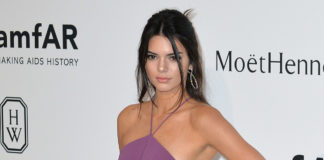 Kendall Jenner Trennung von Freund Ben Simmons lila kleid