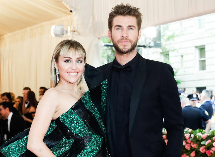 Miley Cyrus und Liam Hemsworth: Panne bei den Hochzeitsfotos!
